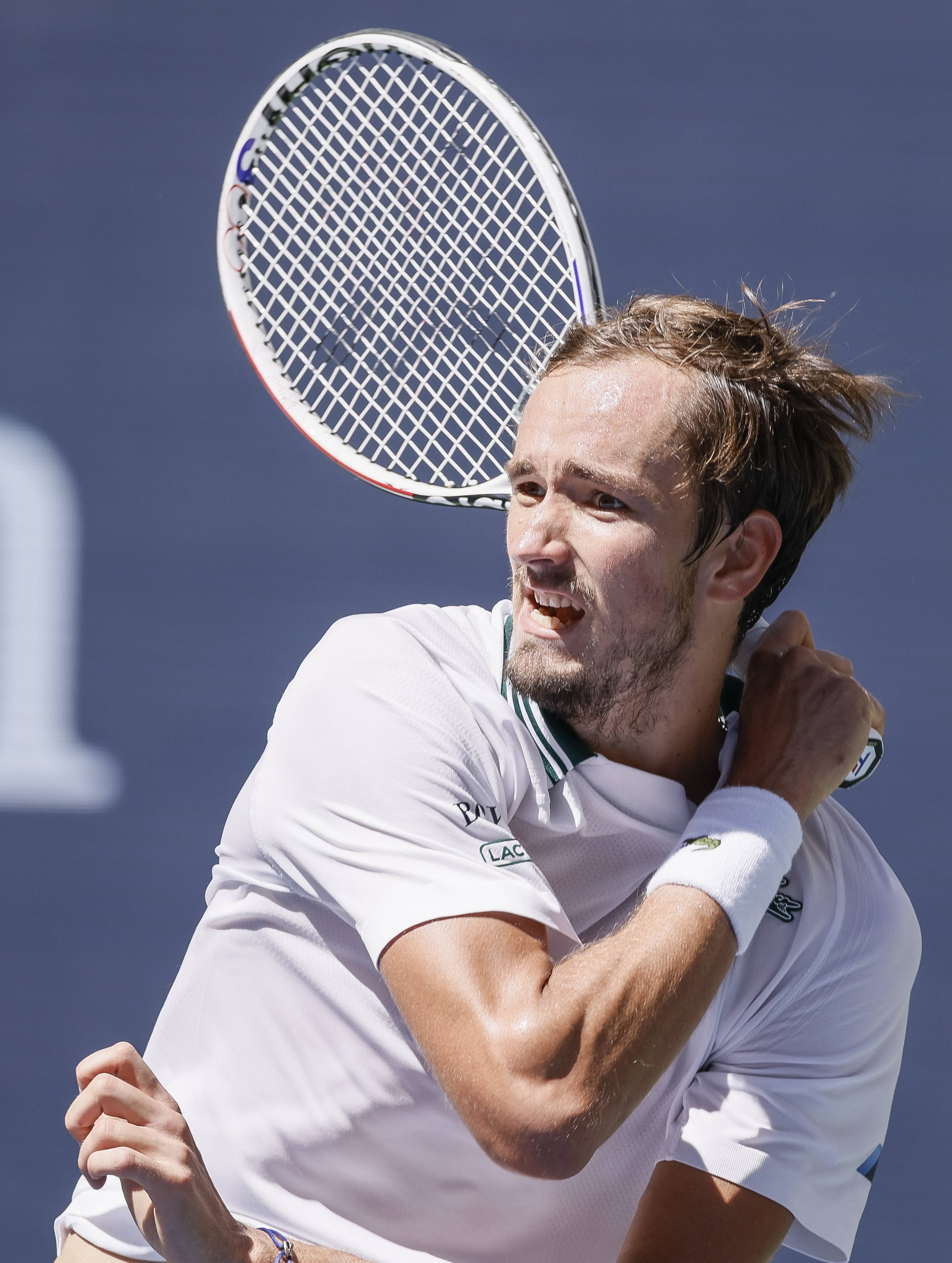 美网绝杀澳网,梅德韦杰夫点燃赛场 美网绝杀澳网,梅德韦杰夫点燃赛场