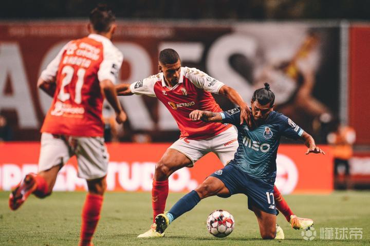 波兰队完胜葡萄牙队，波尔刷新纪录