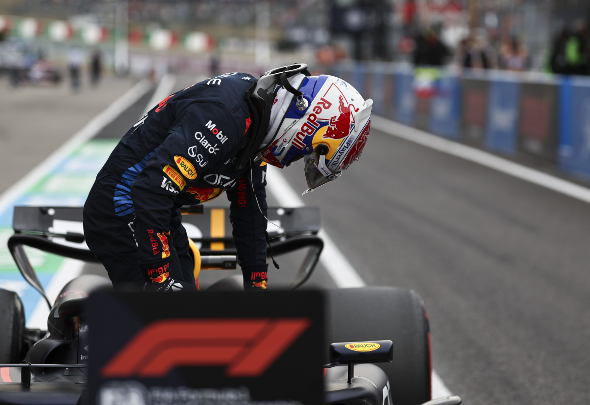 梅赛德斯险胜红牛车队,周冠宇高光表现 梅赛德斯险胜红牛车队,周冠宇高光表现