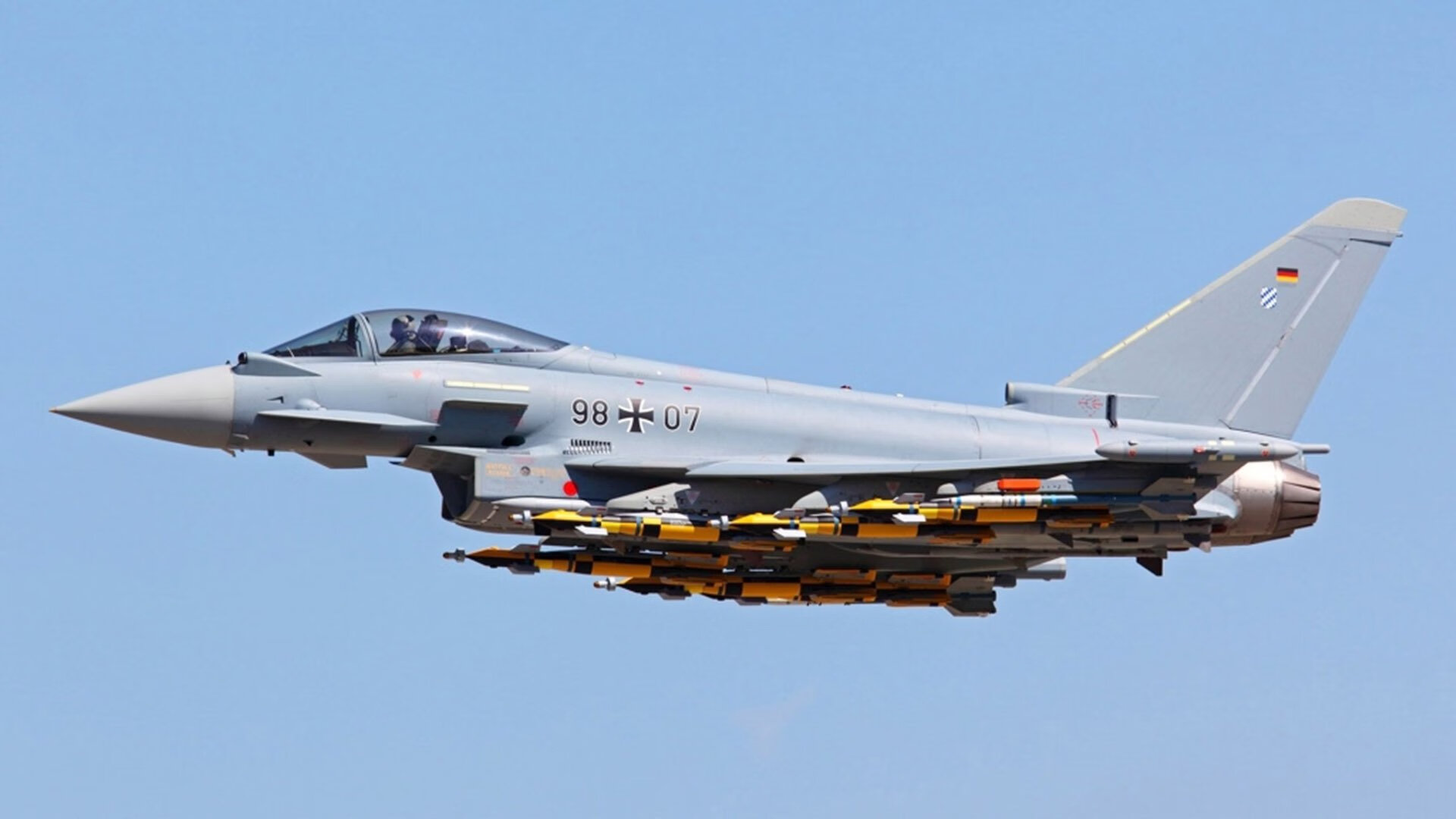 改写格局的十分钟,三笘薰以个人时间终结法国队悬念