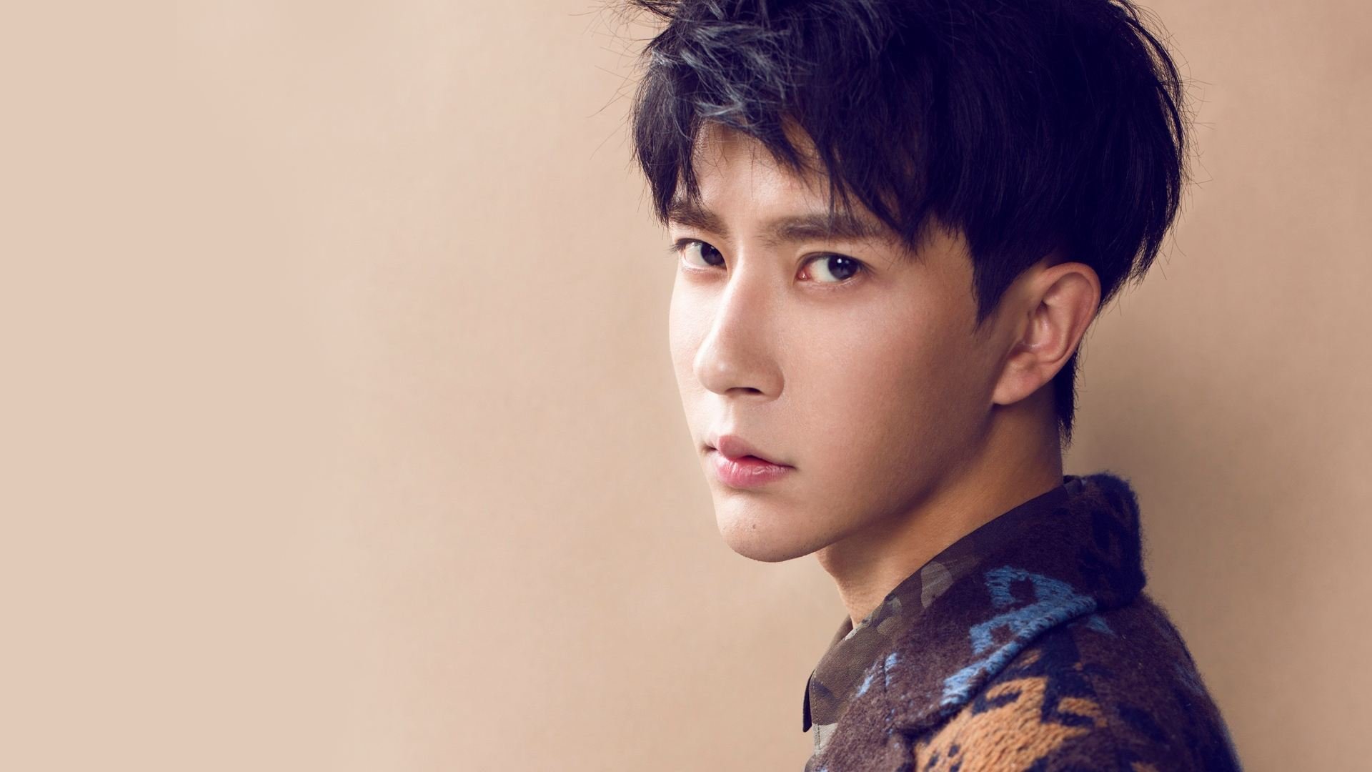 双线狂飙，当西甲国家德比遇见黄蜂风暴—竞技世界的颠覆与传承