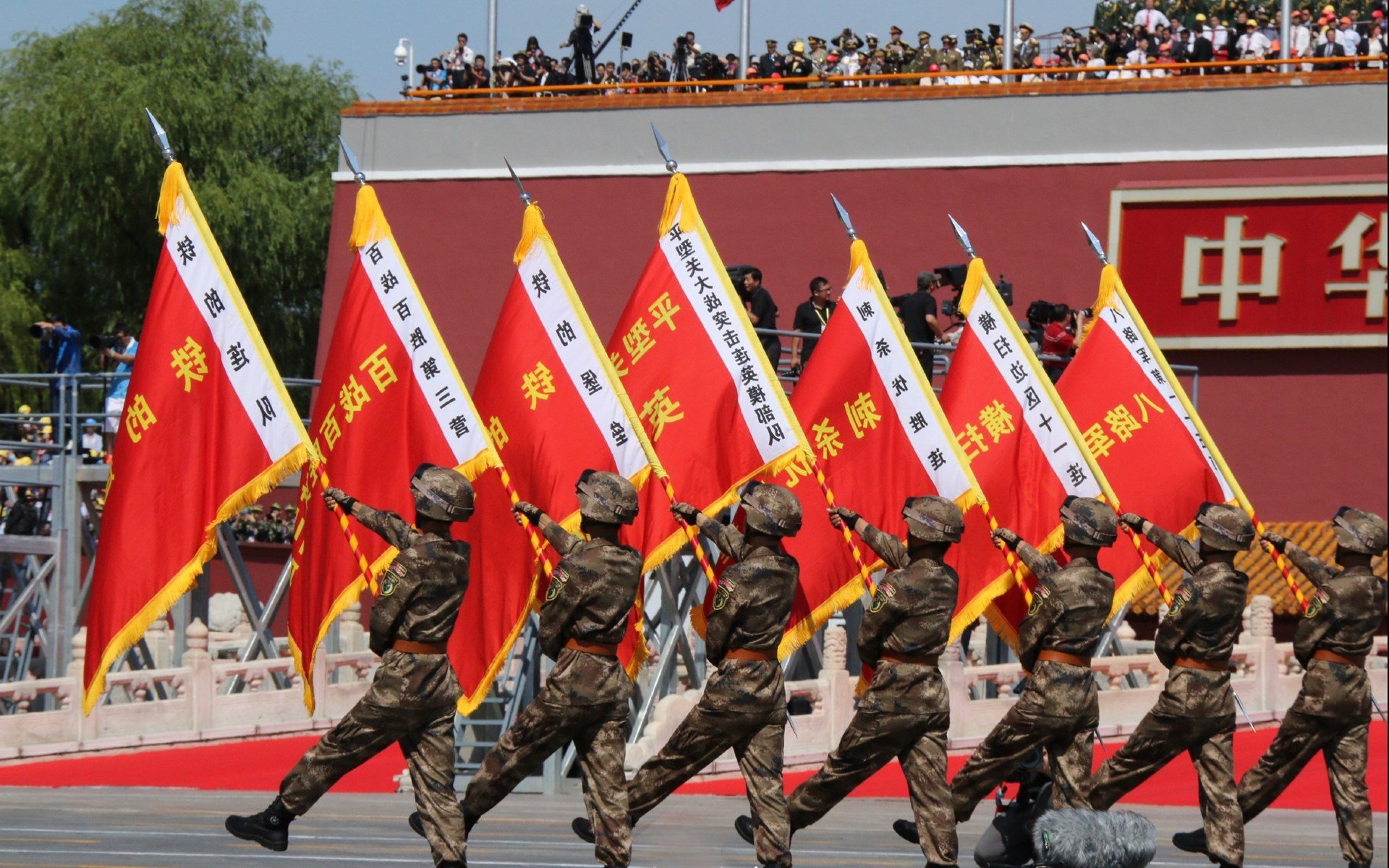 神兵降临波士顿时,切特绝境爆发撞碎湖人王座