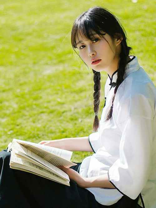 跨界风暴，76人篮坛称雄，杰伦格林赛道夺魁—体育界的双重接管