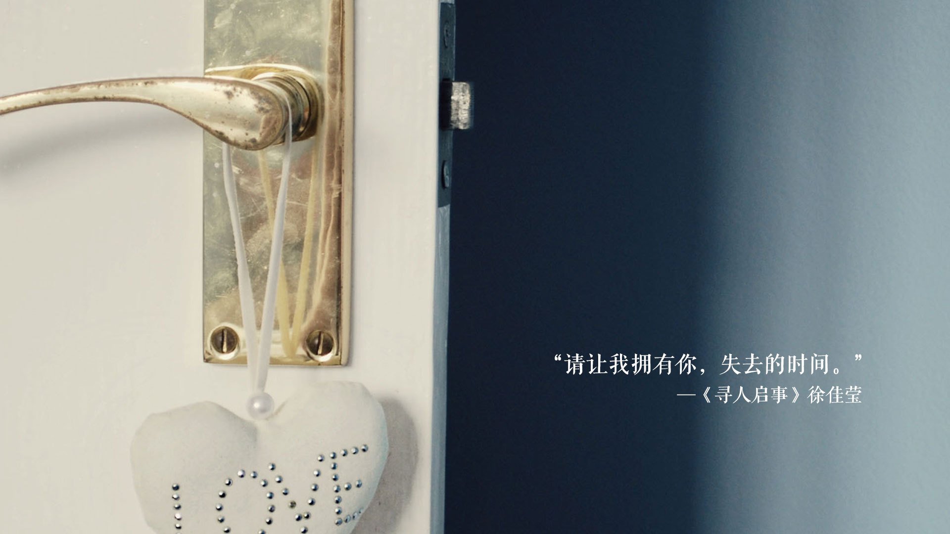 冰与火之歌，当技术极简主义碾压无序热情—2026世界杯C组，莱万多夫斯基用控球哲学导演了一场降维打击